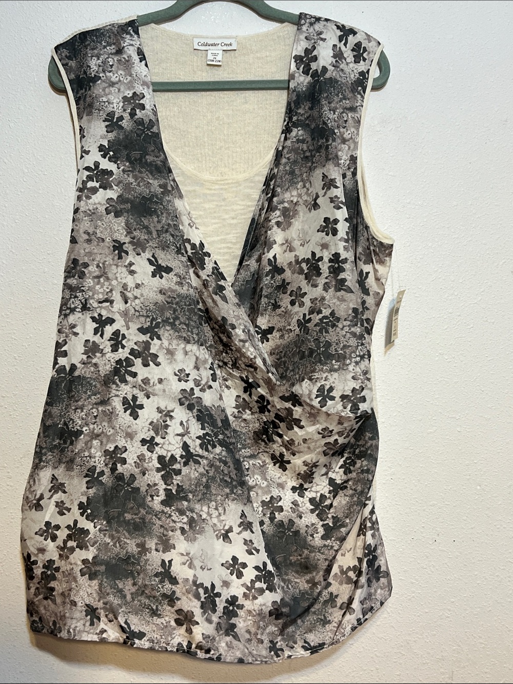 Coldwater Creek Vintage Faux Wrap-Style Sleeveless Silk Blend Blouse Size 2X